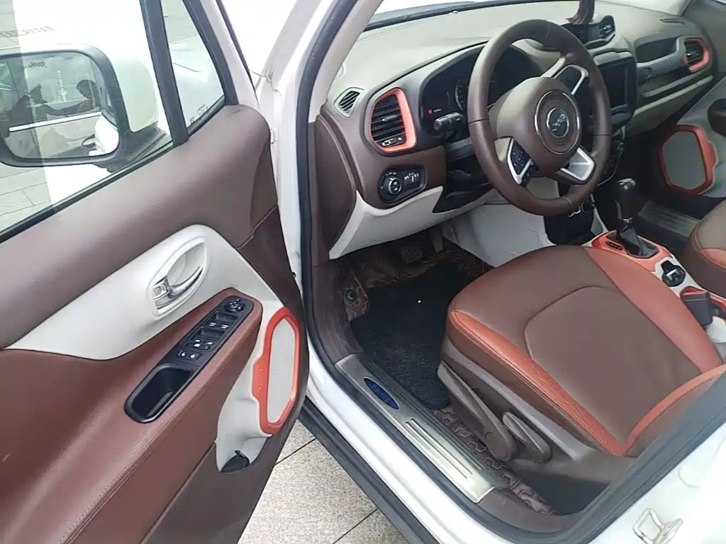 Jeep Renegade — миниатюра 16