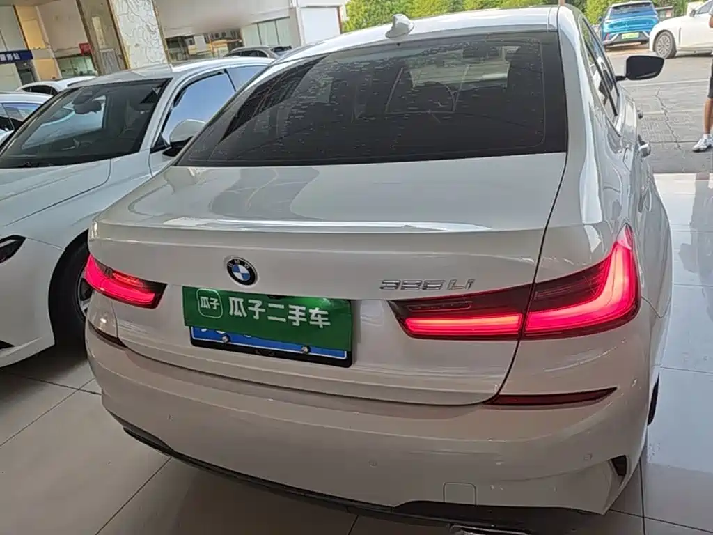 BMW 3 Series — миниатюра 6