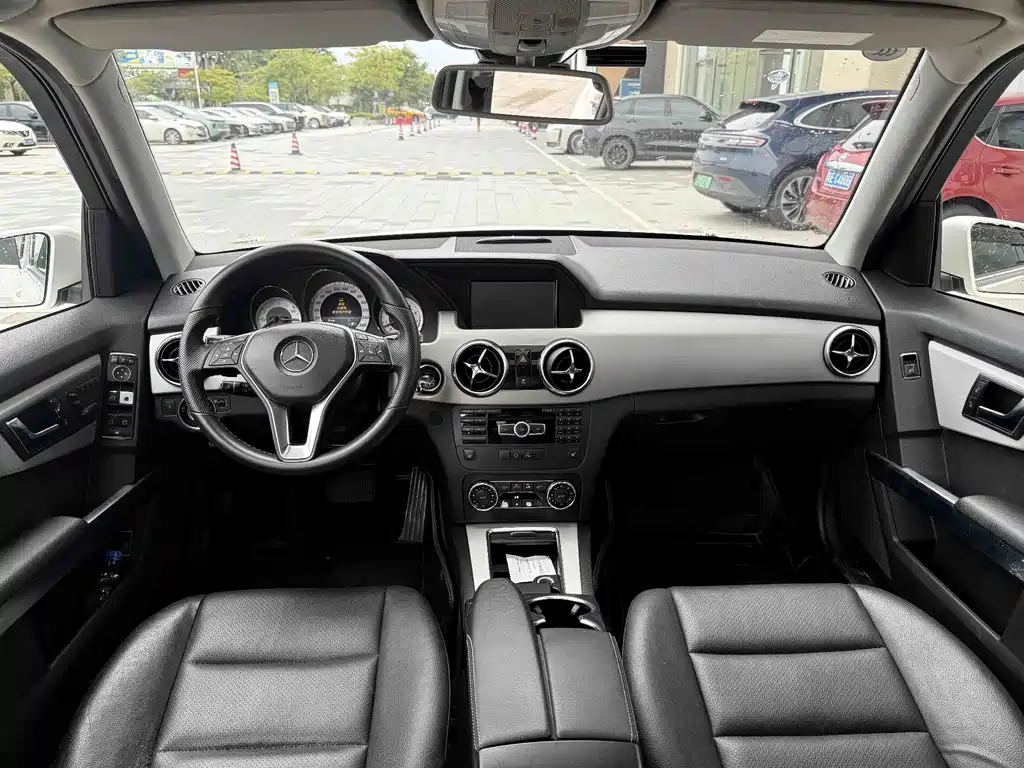 Mercedes-Benz GLK-Class — миниатюра 7