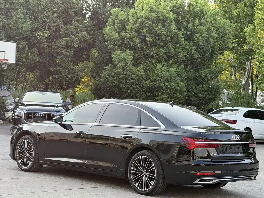 Audi A6L — миниатюра 7