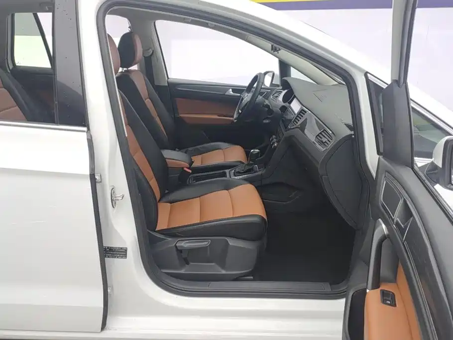 Volkswagen Golf Sportsvan — миниатюра 8