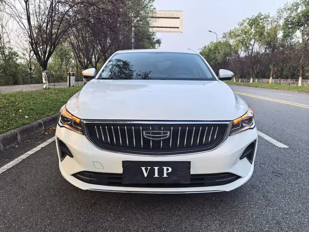 Geely Emgrand — миниатюра 2