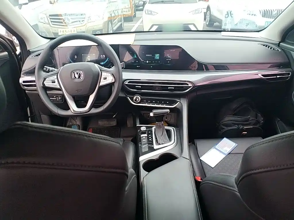 Changan Eado — миниатюра 10