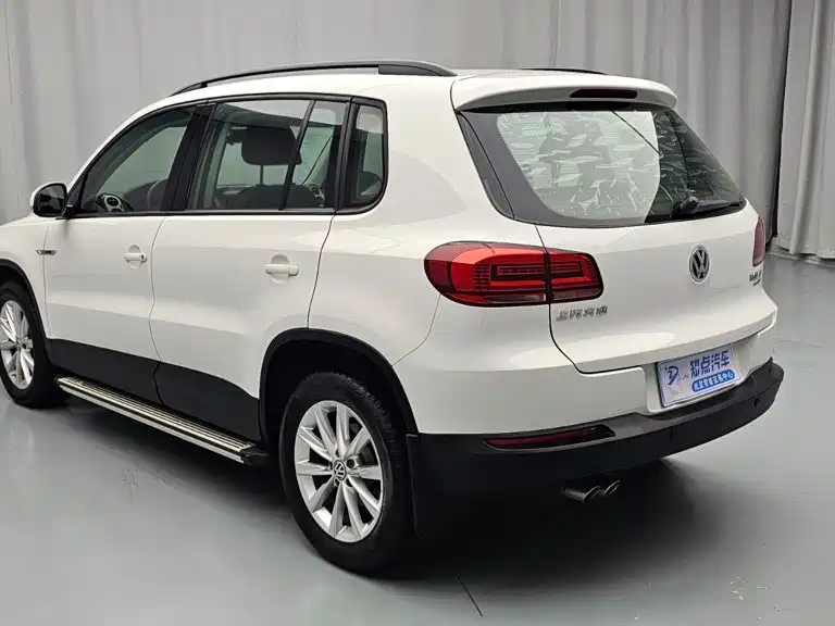 Volkswagen Tiguan — миниатюра 5