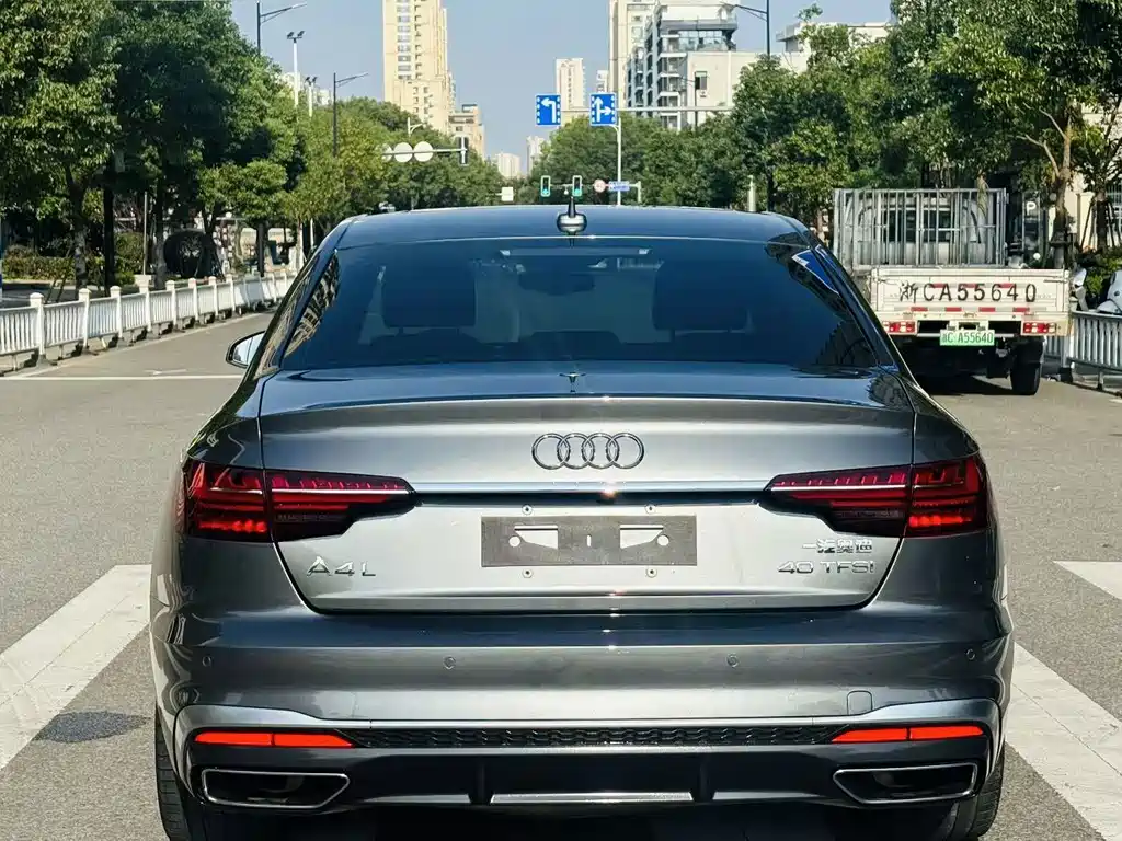 Audi A4L — миниатюра 8