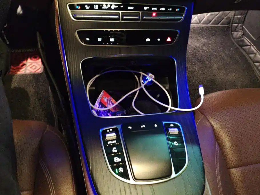 Mercedes-Benz E-Class — миниатюра 16