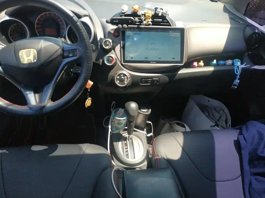 Honda Fit — миниатюра 16
