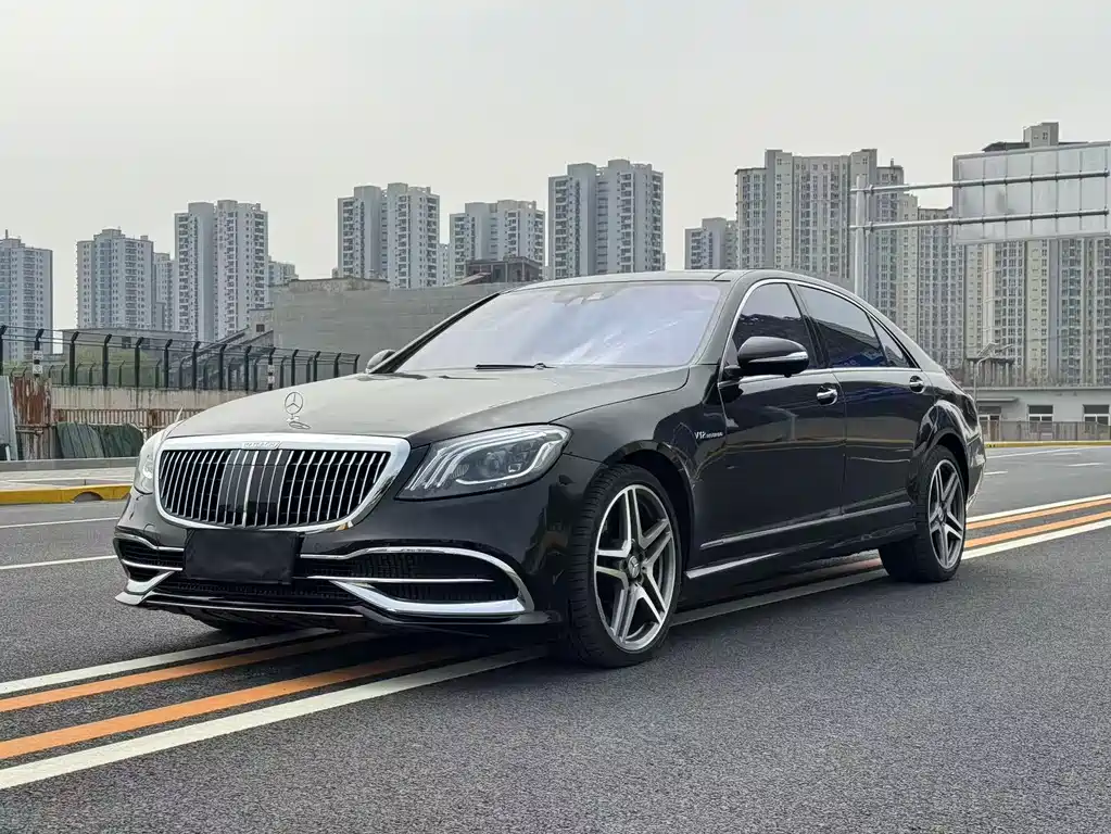 Mercedes-Benz S-Class AMG 2010