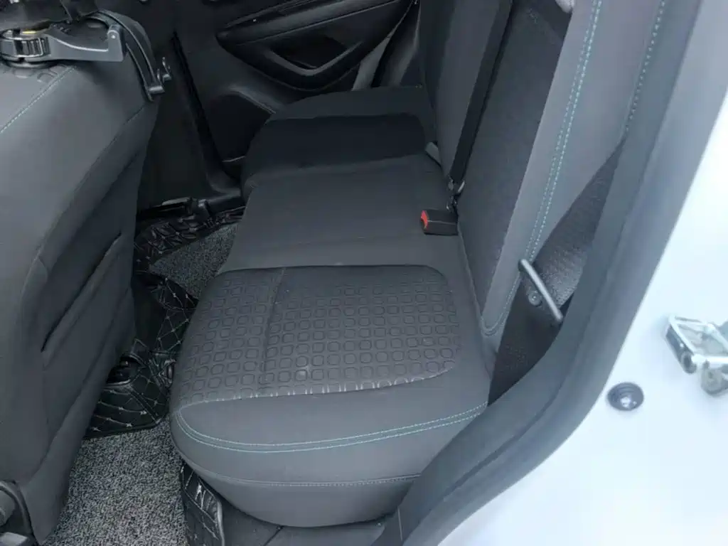 Chevrolet Trax — миниатюра 17