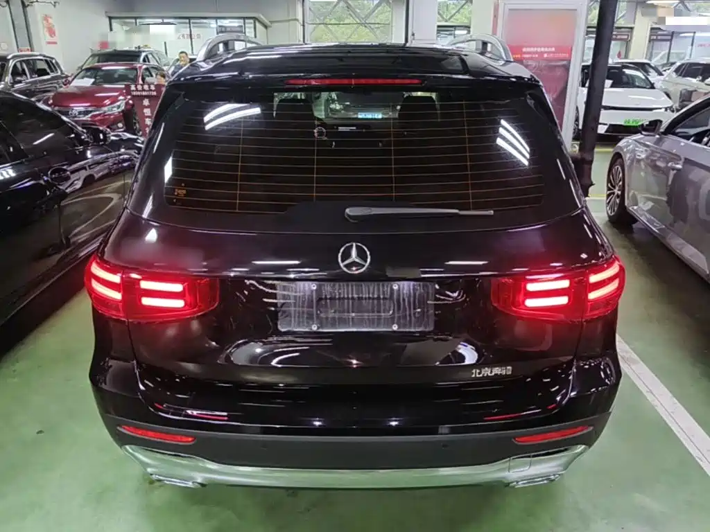 Mercedes-Benz GLB — миниатюра 6