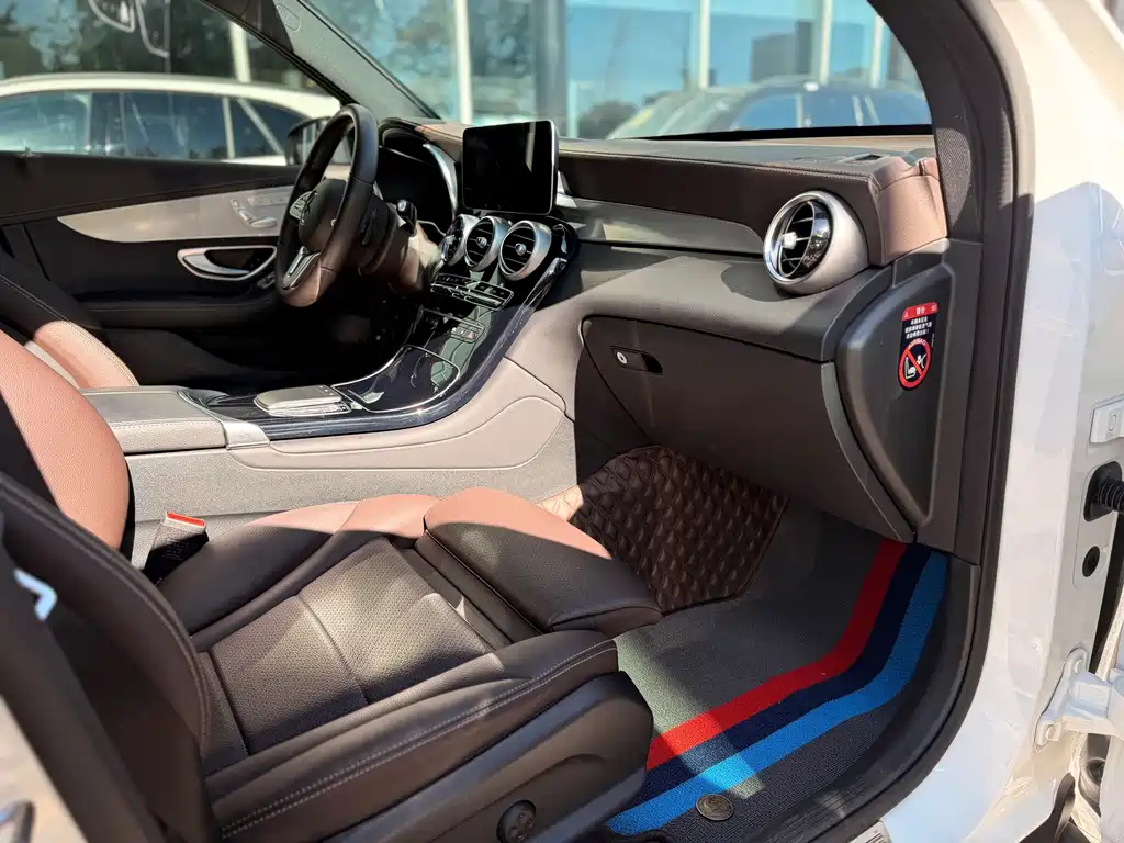 Mercedes-Benz GLC — миниатюра 24