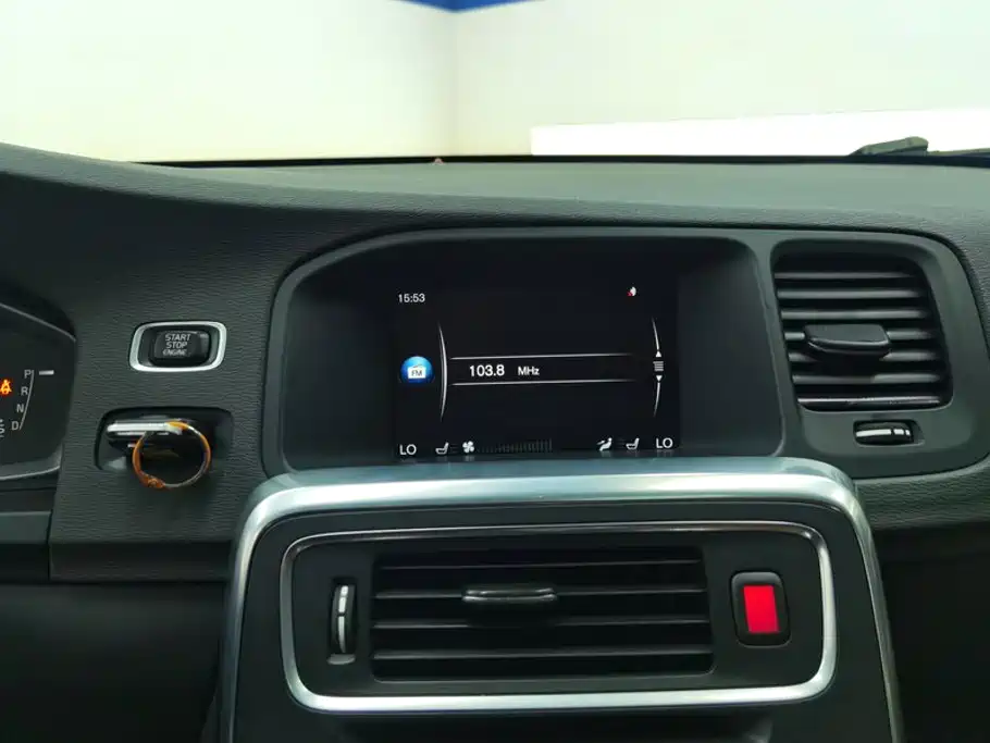 Volvo V60 — миниатюра 13