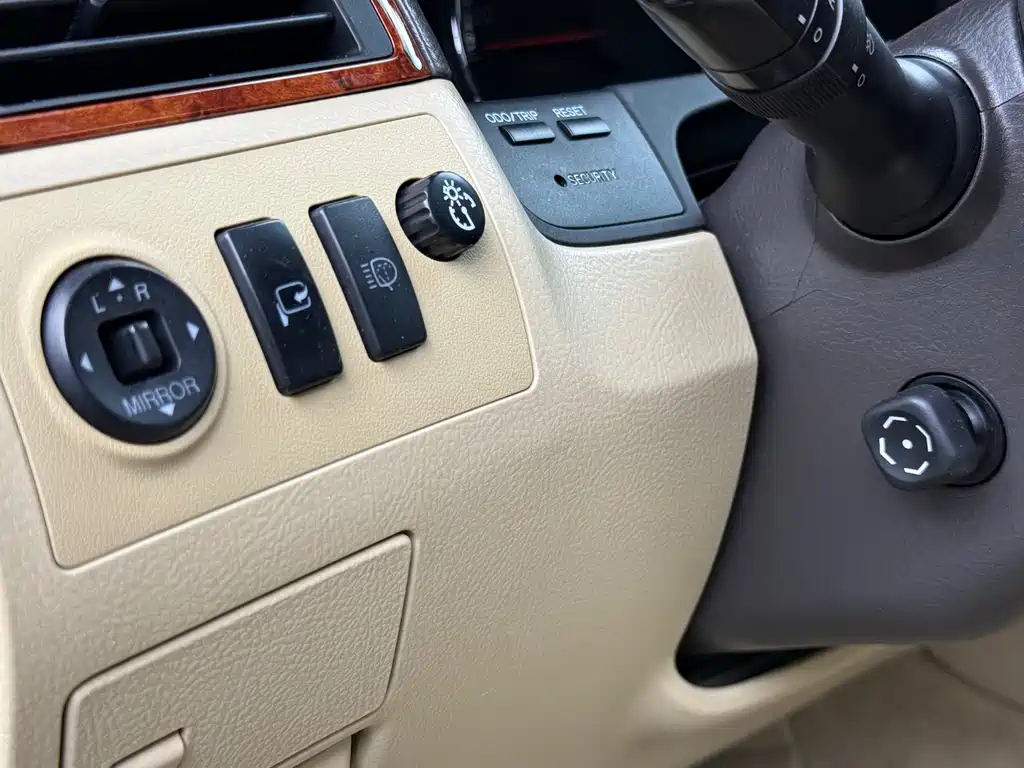 Toyota Crown 2009 2.5L Royal