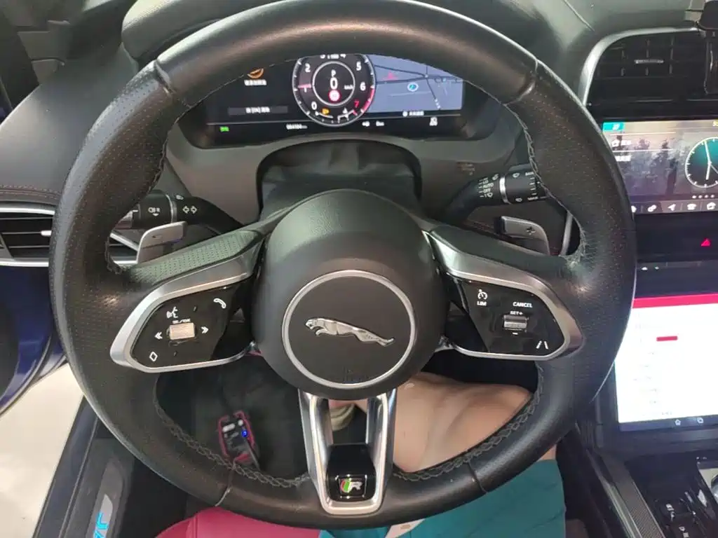 Jaguar XEL — миниатюра 11