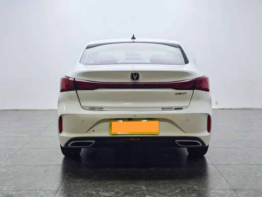 Changan Eado — миниатюра 6