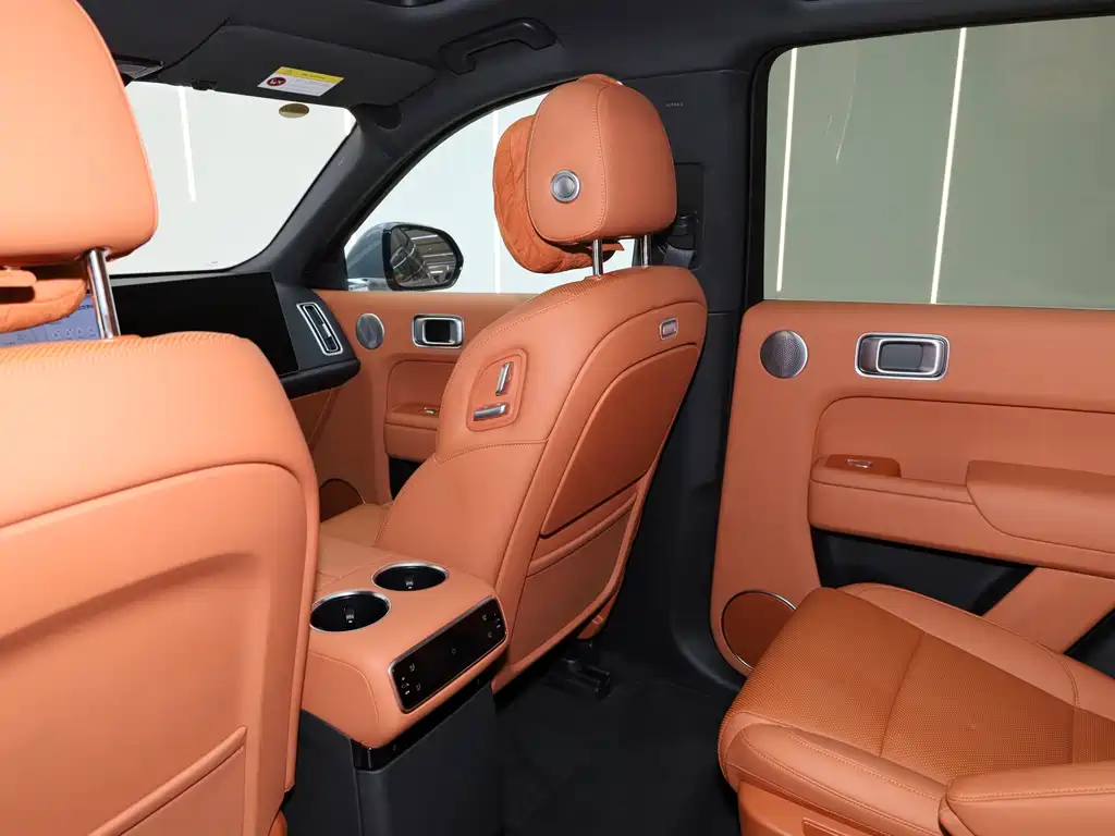 Li Auto Li L8 — миниатюра 30