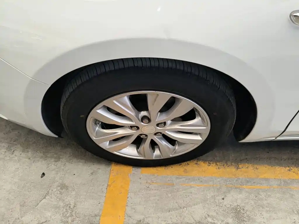 Buick Excelle — миниатюра 23