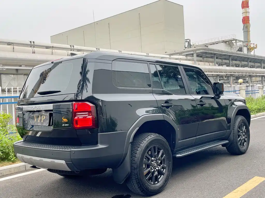 Toyota Land Cruiser Prado 2024 2.4T TX 5 мест