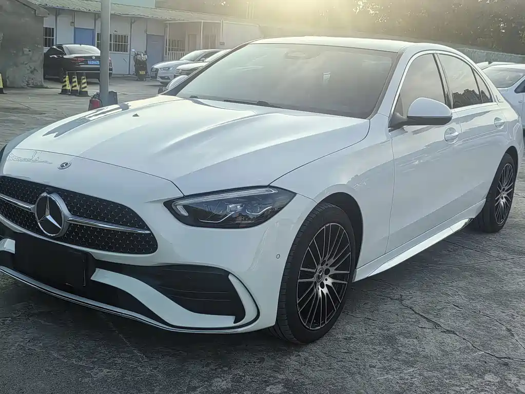 Mercedes-Benz C-Class — миниатюра 4