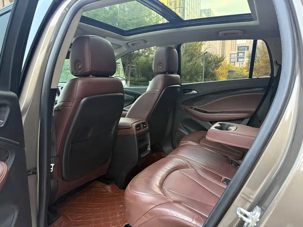 Buick Envision Plus — миниатюра 7