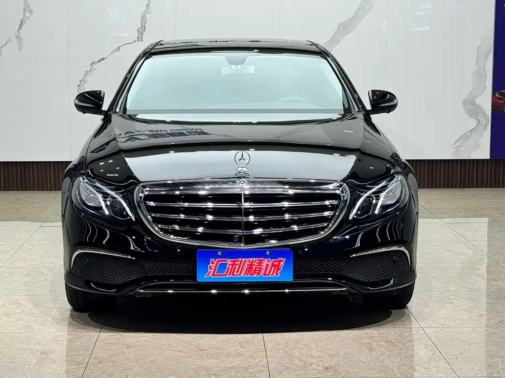 Mercedes-Benz E-Class — миниатюра 2