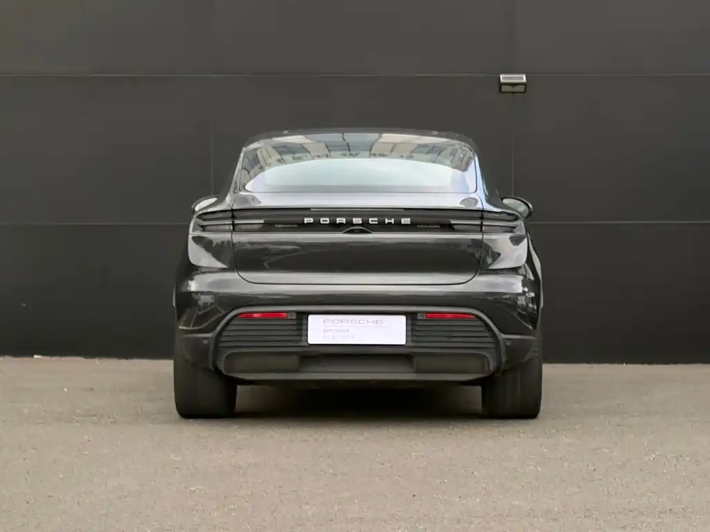 Porsche Macan EV — миниатюра 4