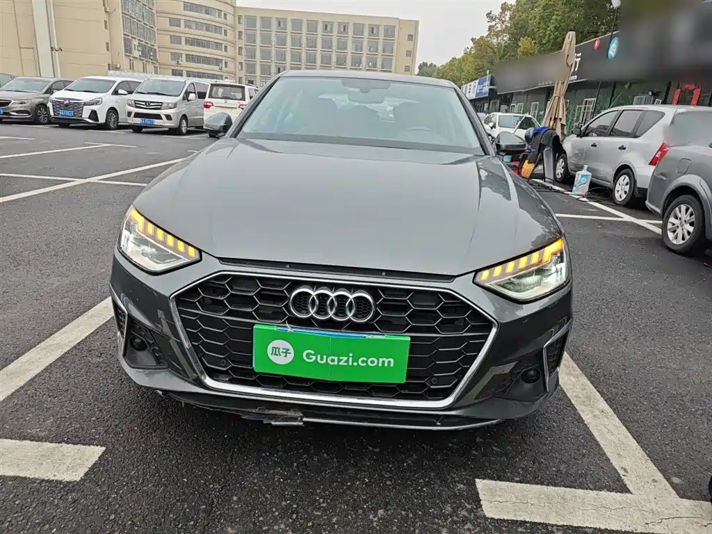 Audi A4L 2020 40 TFSI Fashion