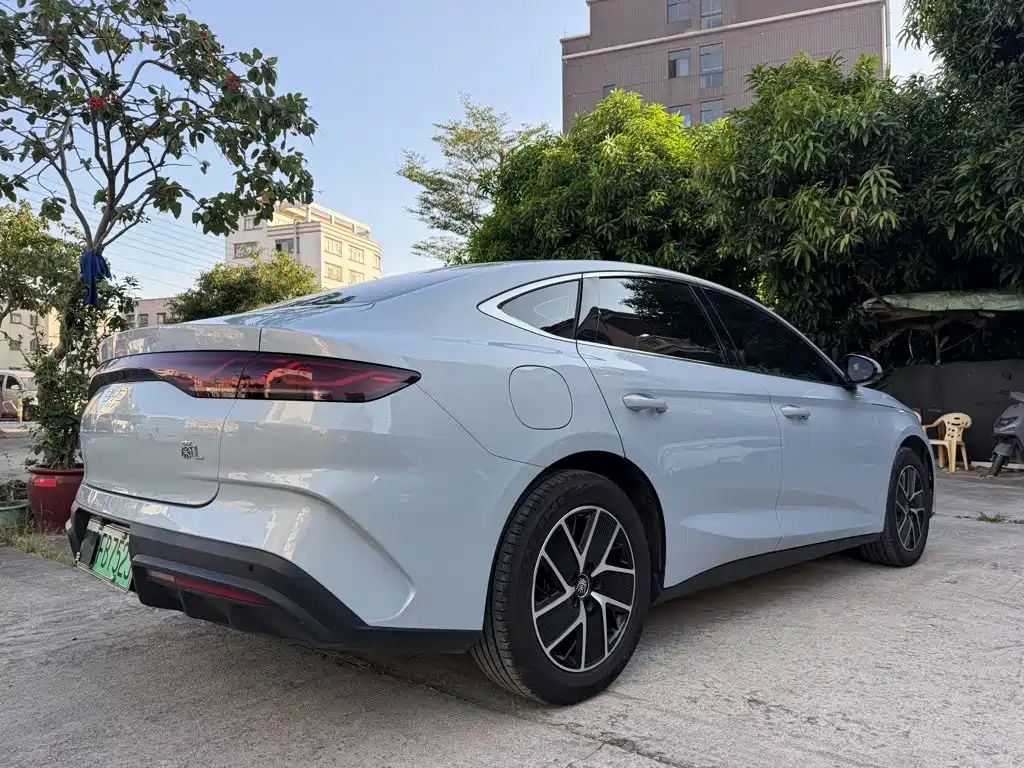 BYD Qin L — миниатюра 7