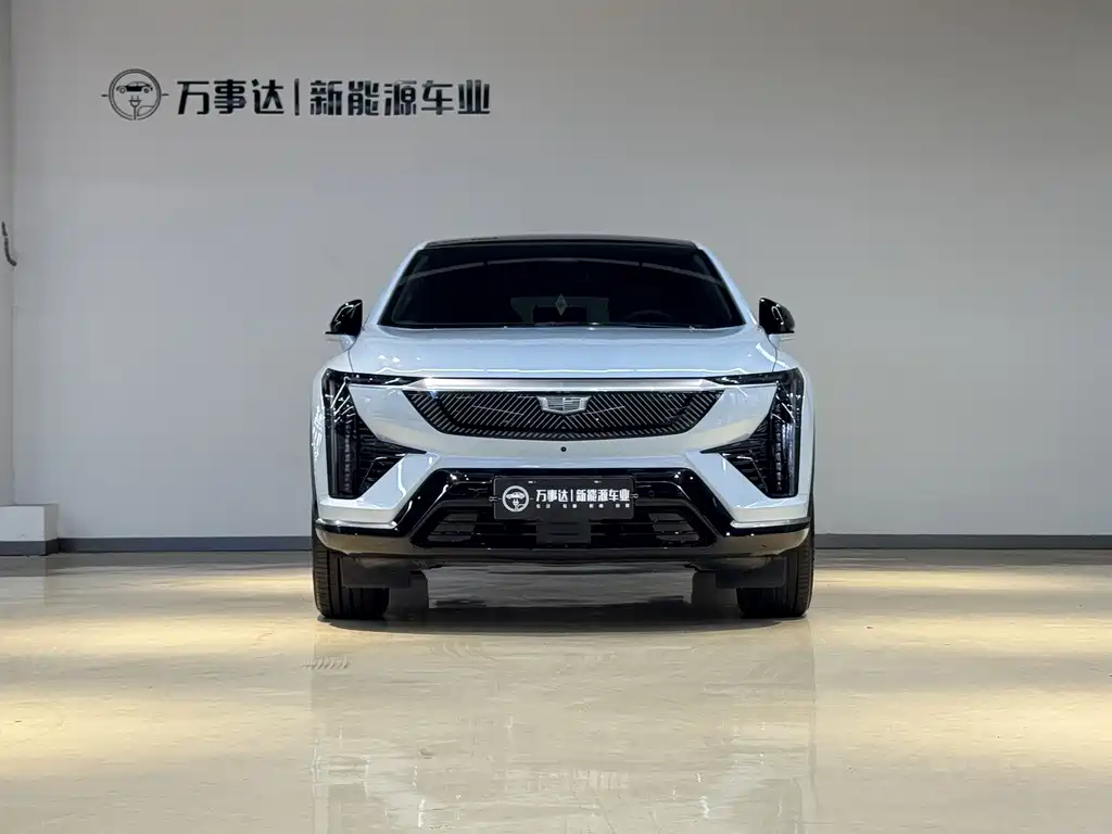 Cadillac IQ — миниатюра 2