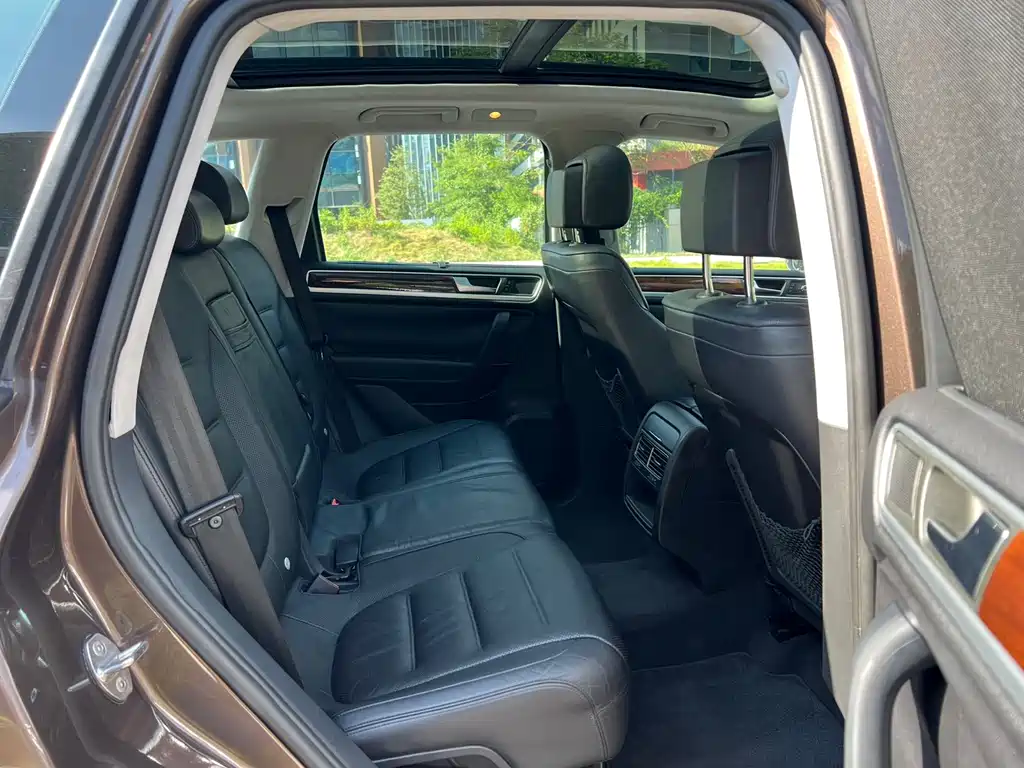 Volkswagen Touareg — миниатюра 14