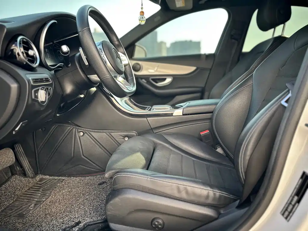 Mercedes-Benz C-Class — миниатюра 7