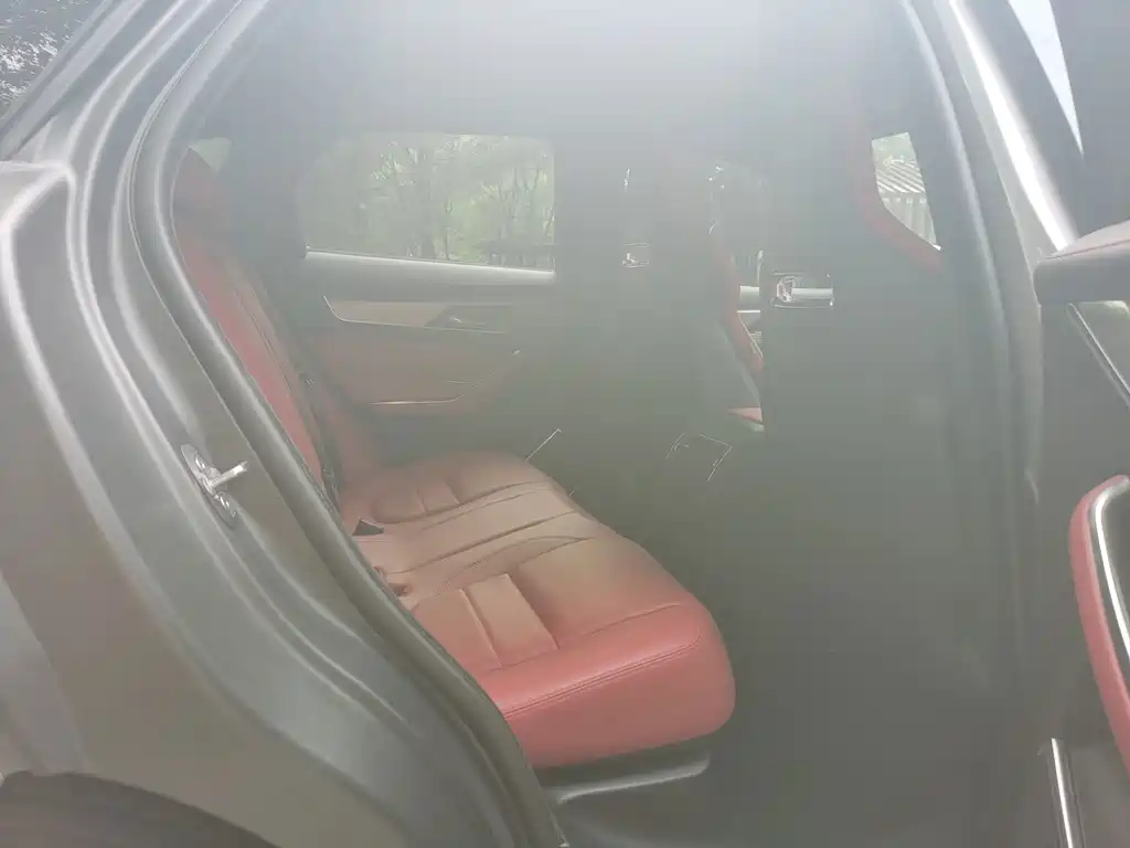 Jaguar F-PACE — миниатюра 13