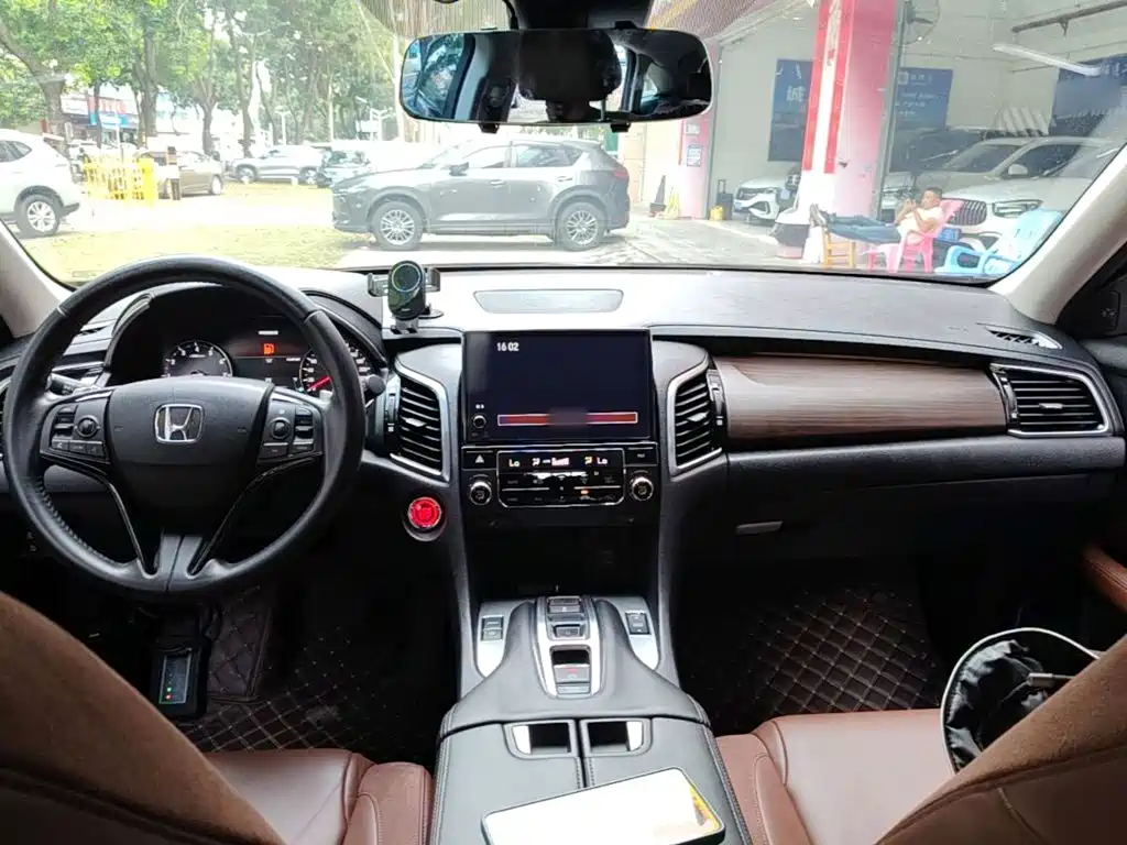 Honda Avancier — миниатюра 10