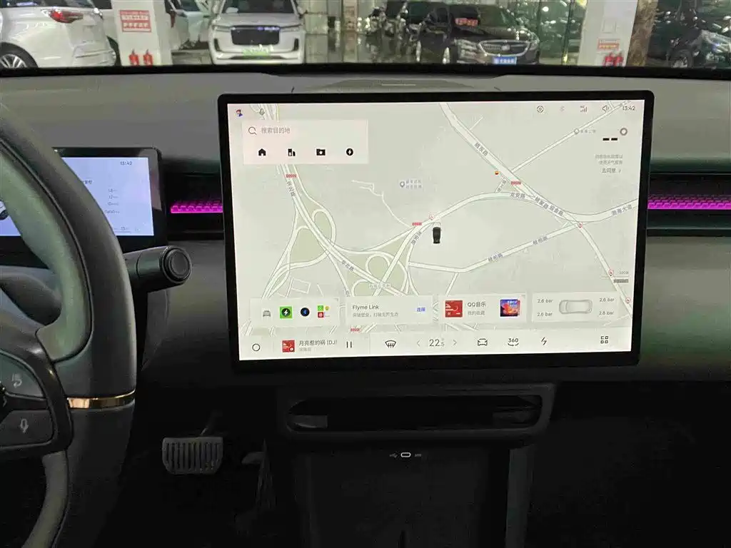 Lynk & Co Z20 — миниатюра 10
