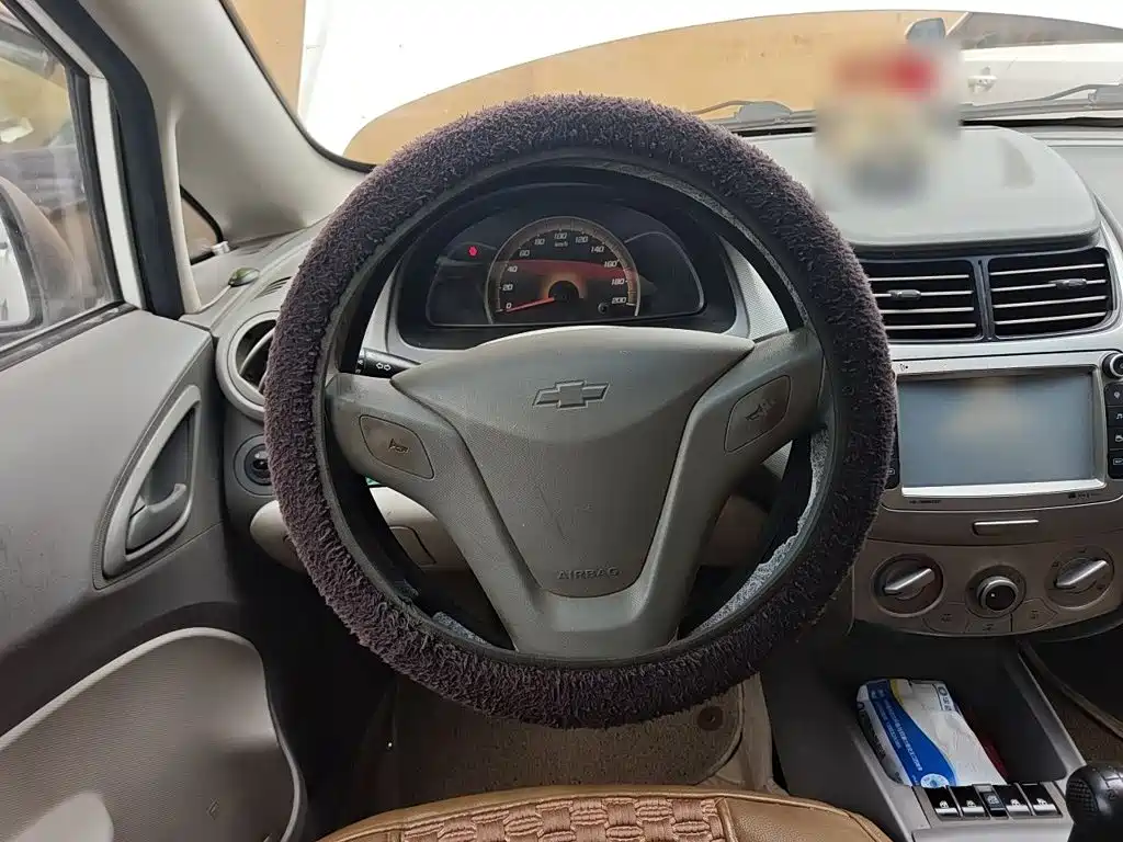 Chevrolet Sail — миниатюра 11