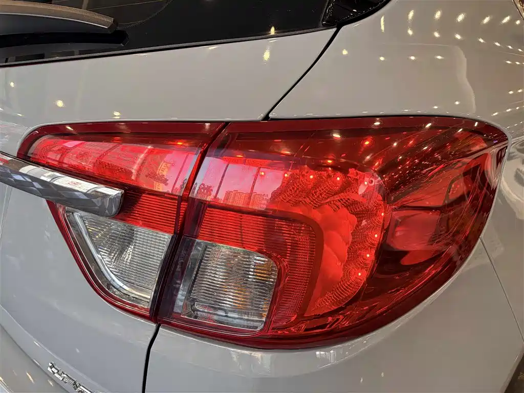 Buick Envision Plus 28T 4WD Elite Type, фото 10