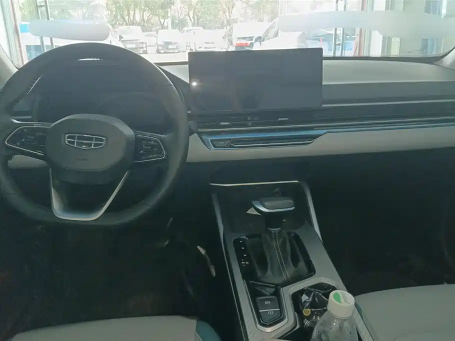 GEELY AUTOMOBILE EMGRAND