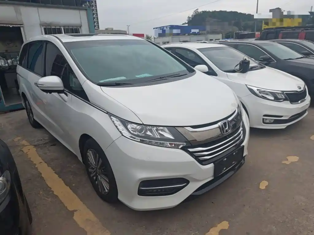 Honda Odyssey — миниатюра 4