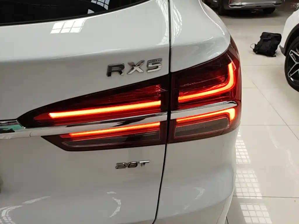 Roewe RX5 — миниатюра 8
