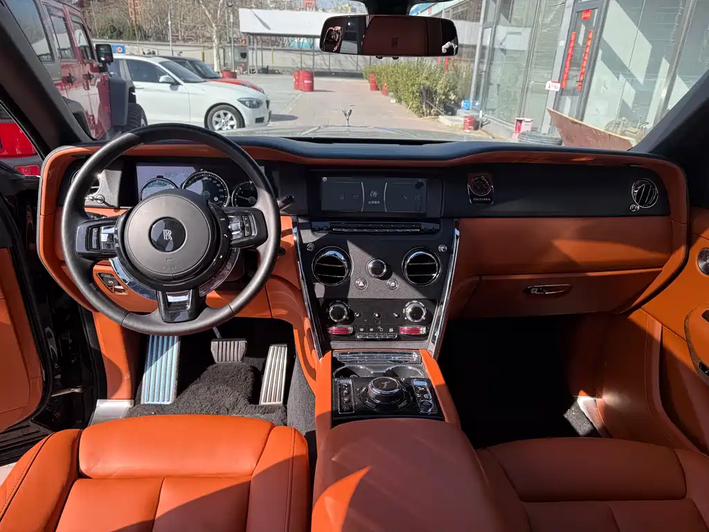 ROLLS-ROYCE CULLINAN