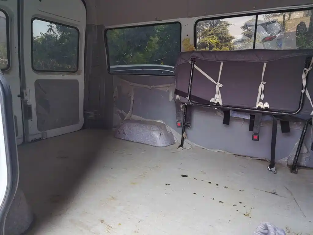 IVECO Daily — миниатюра 18