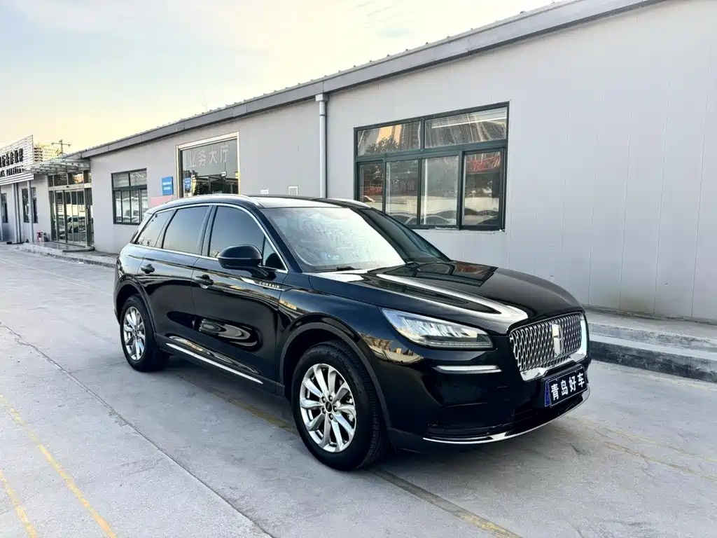 Lincoln Corsair — миниатюра 3