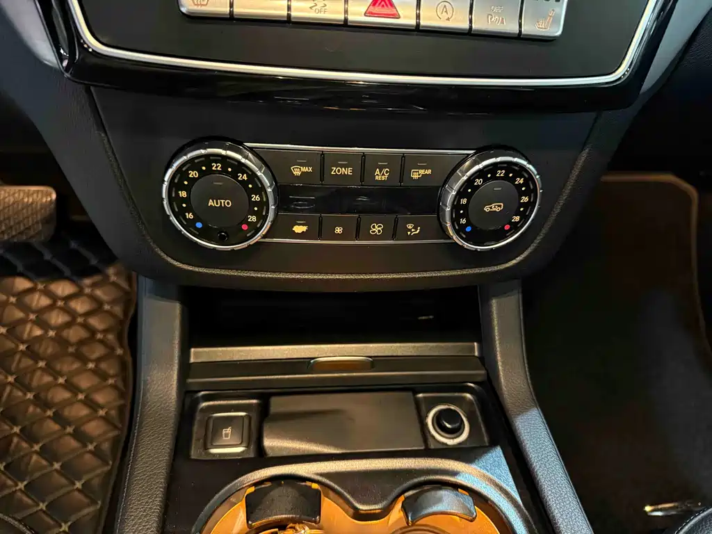 Mercedes-Benz GLE Coupe — миниатюра 10