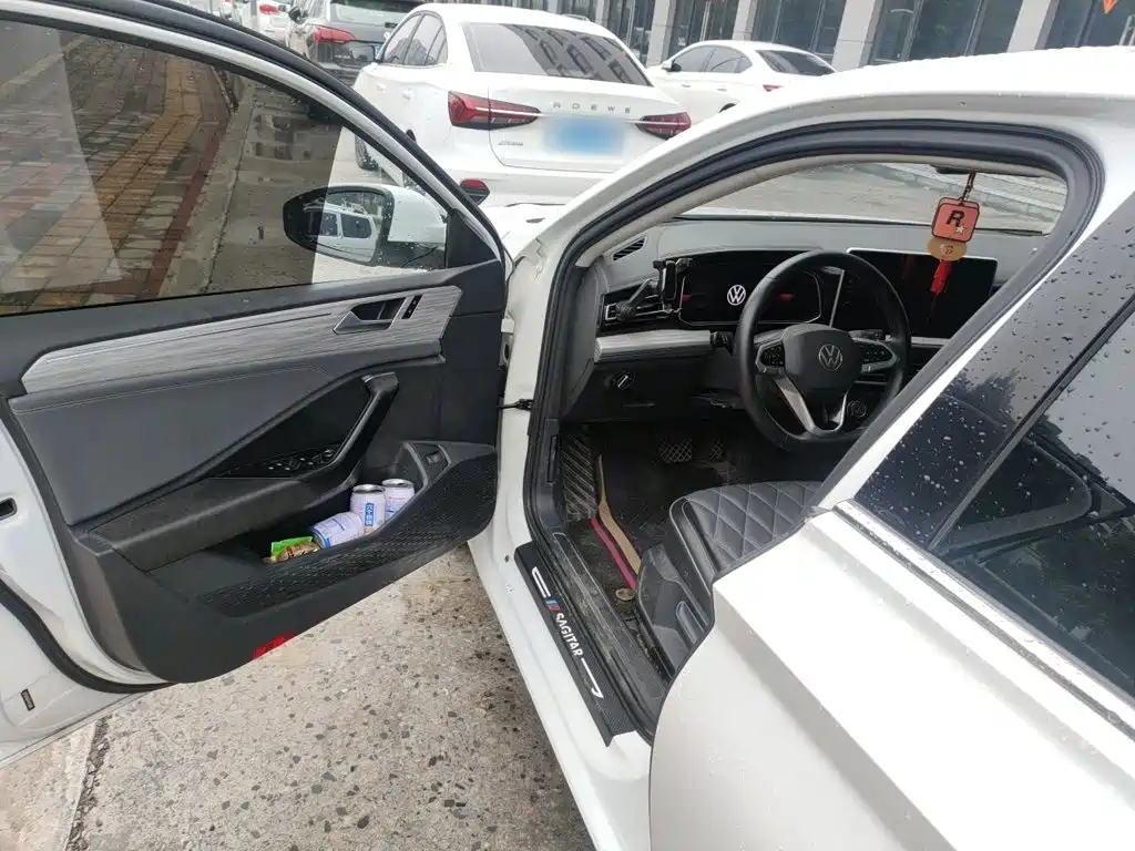 Volkswagen Sagitar — миниатюра 17