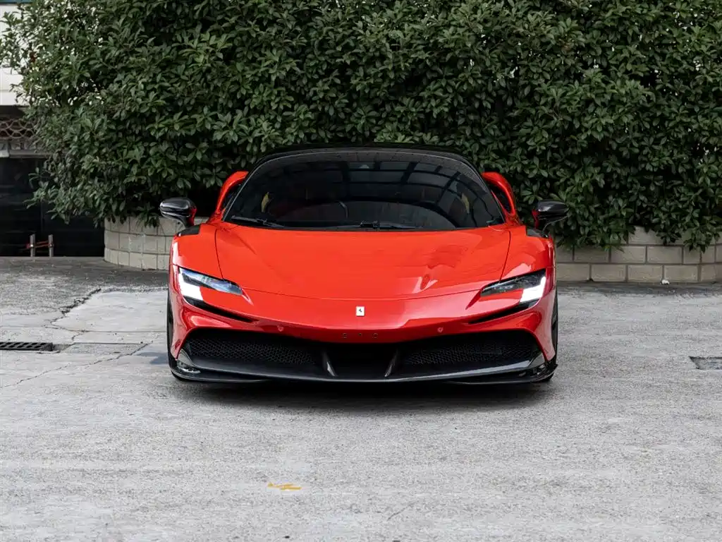 FERRARI SF90