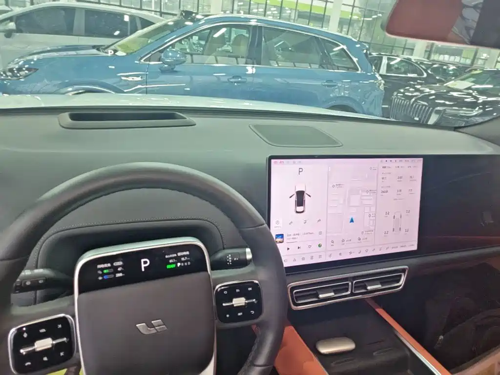Li Auto Li L6 — миниатюра 10