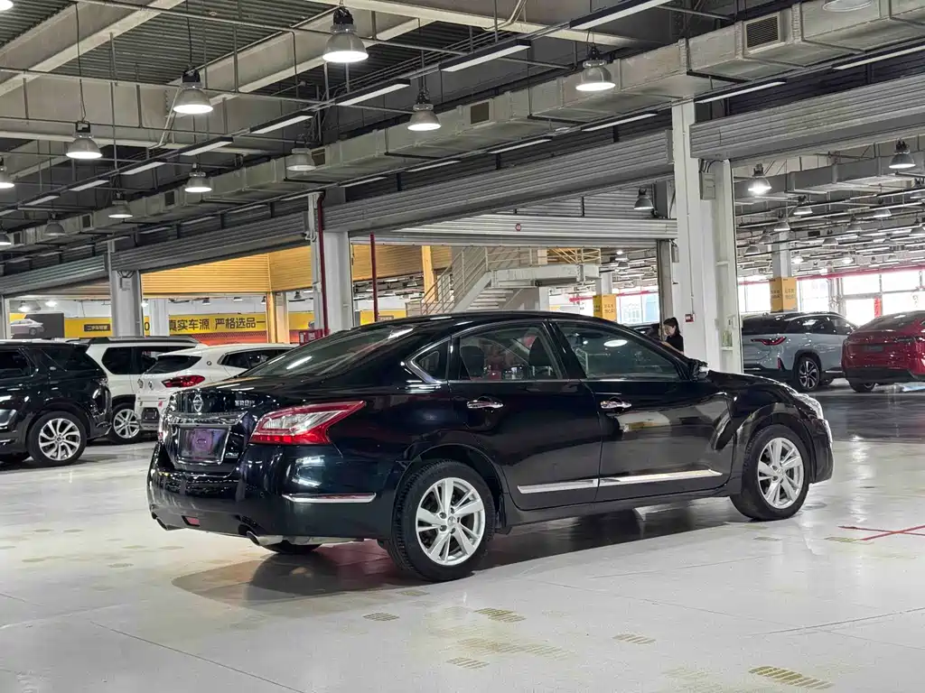 Nissan Teana — миниатюра 6