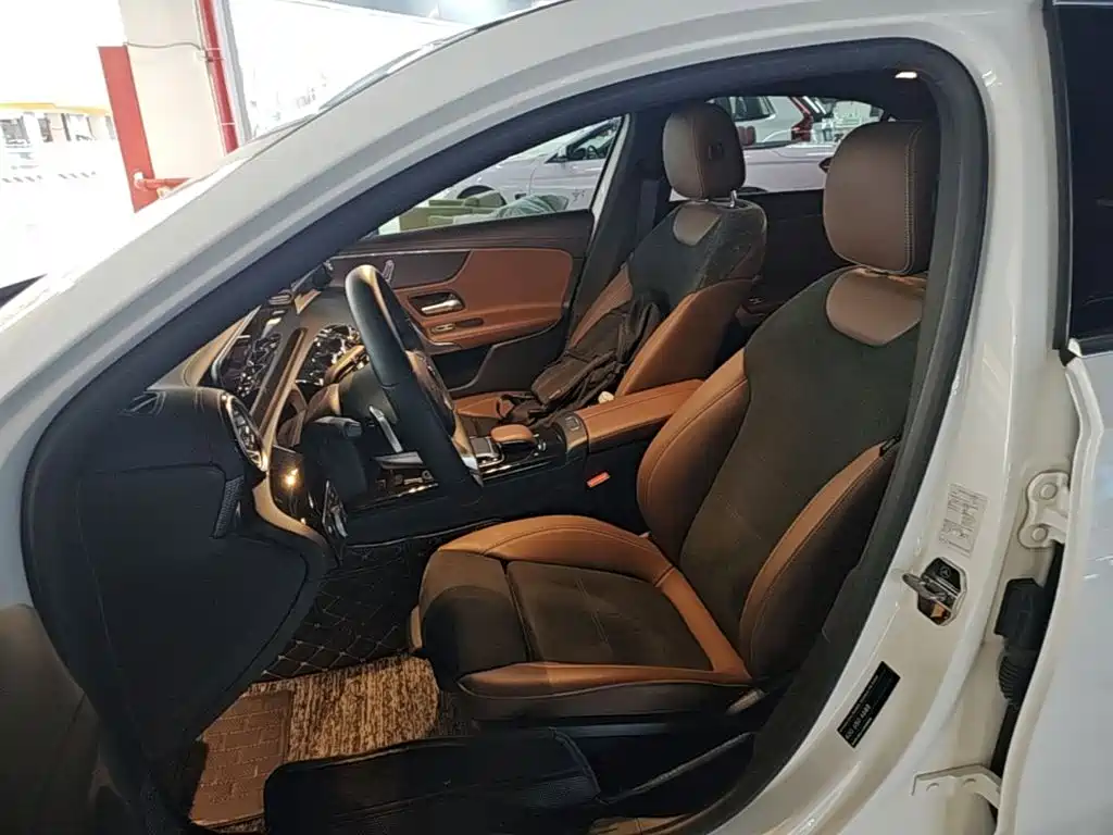 Mercedes-Benz A-Class — миниатюра 15