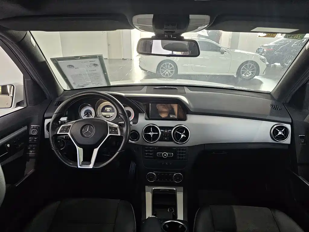 Mercedes-Benz GLK-Class — миниатюра 7