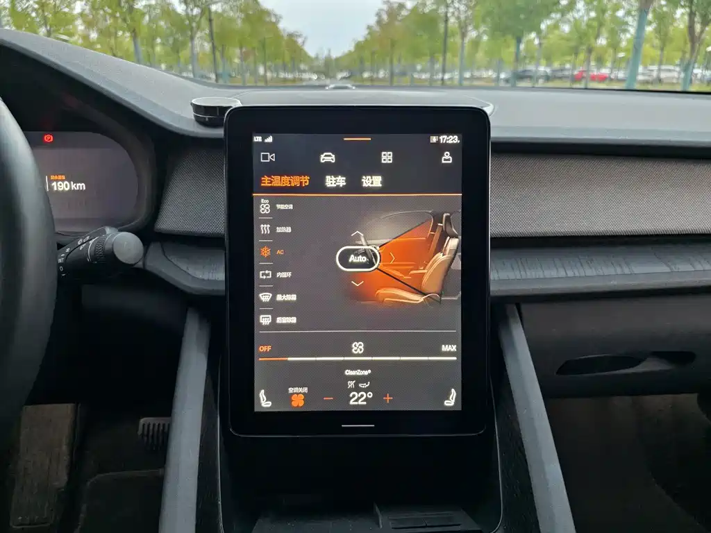 Polestar Polestar 2 — миниатюра 24